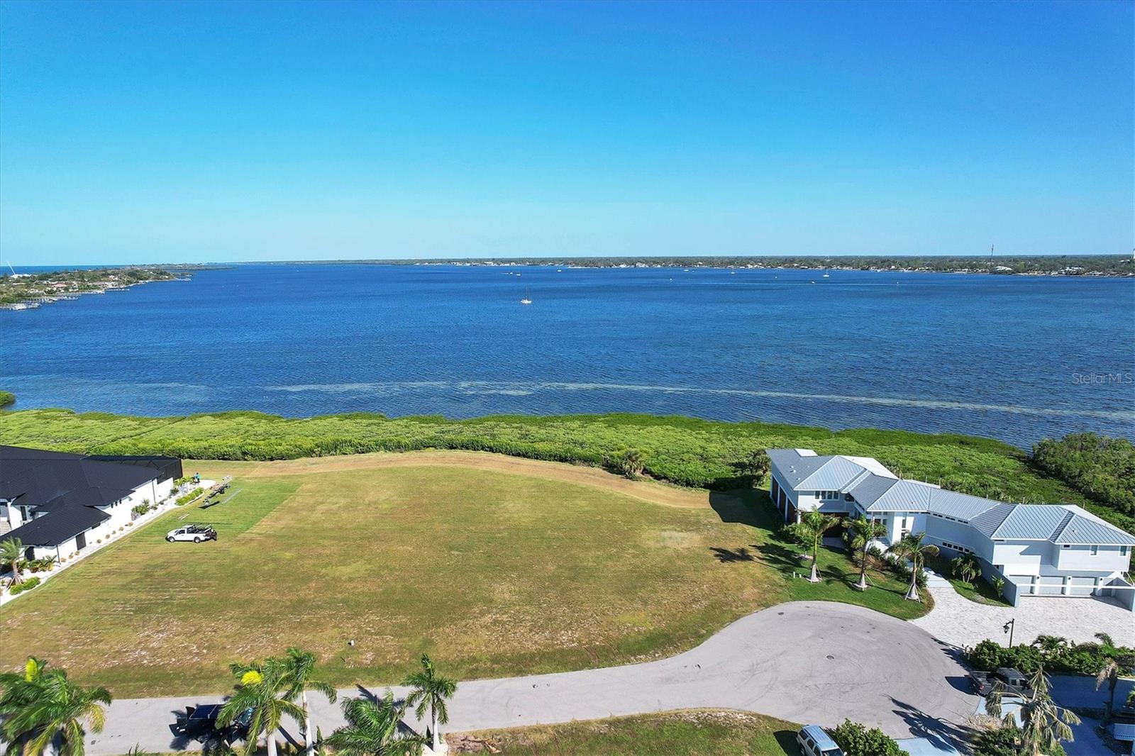 LEMON BAY ESTATES - Land