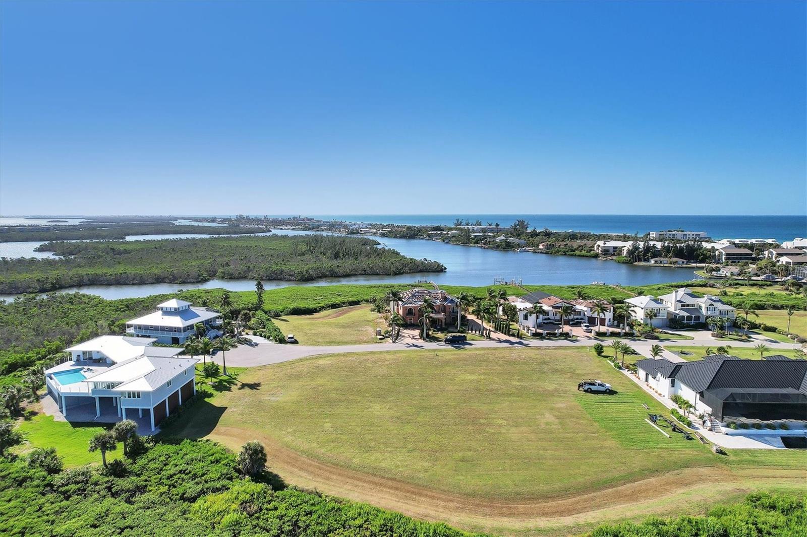 LEMON BAY ESTATES - Land