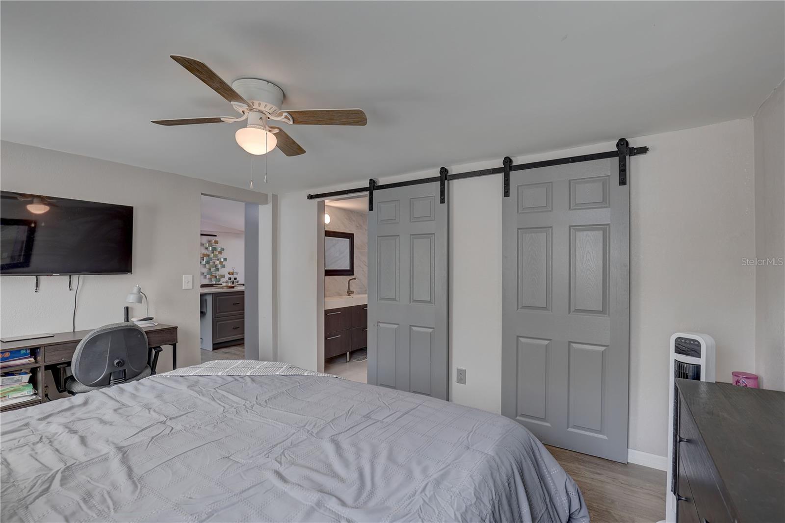 MOON LAKE ESTATES - Residential