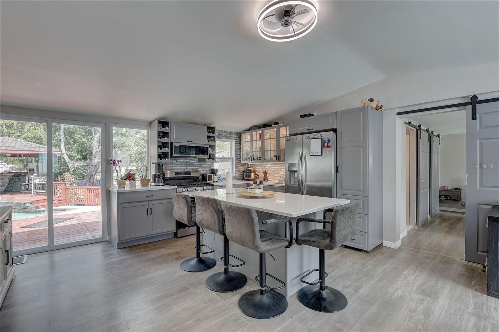 MOON LAKE ESTATES - Residential