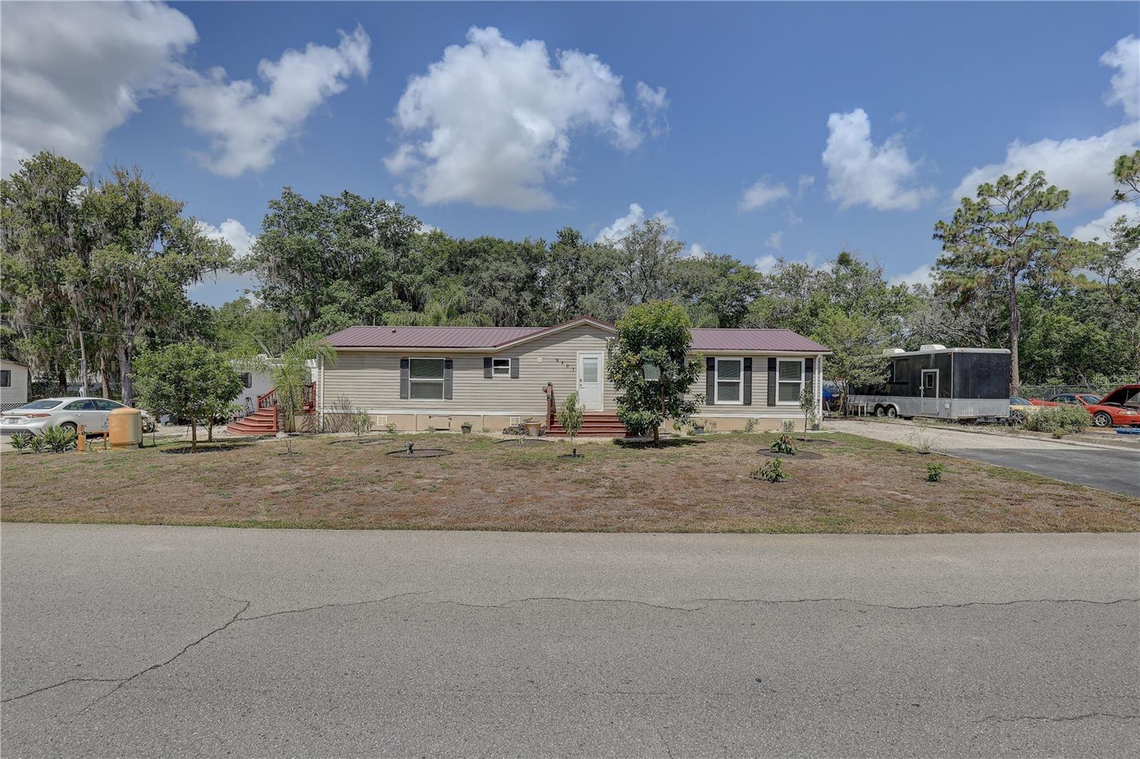 MOON LAKE ESTATES - Residential