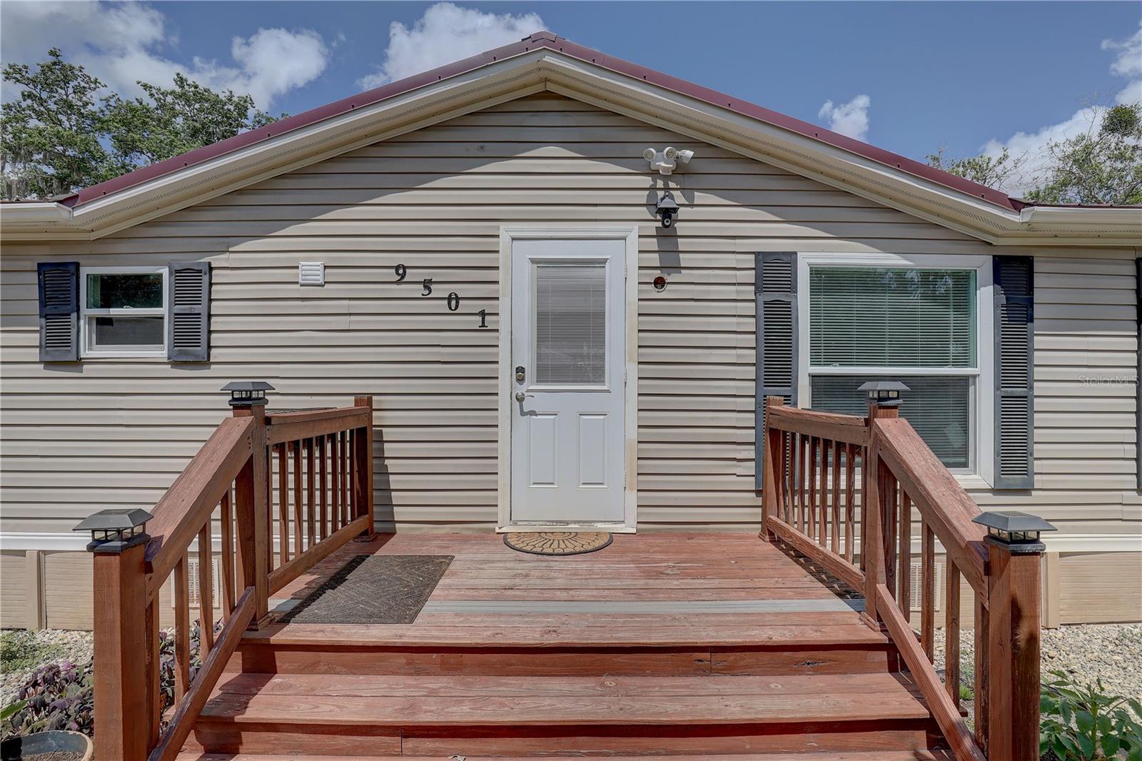 MOON LAKE ESTATES - Residential