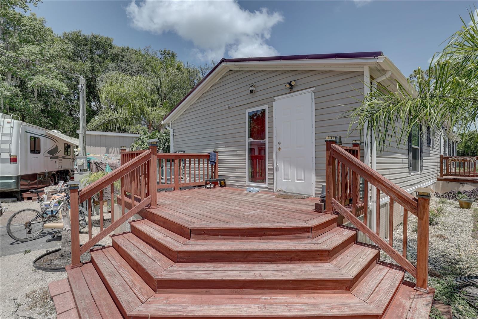 MOON LAKE ESTATES - Residential