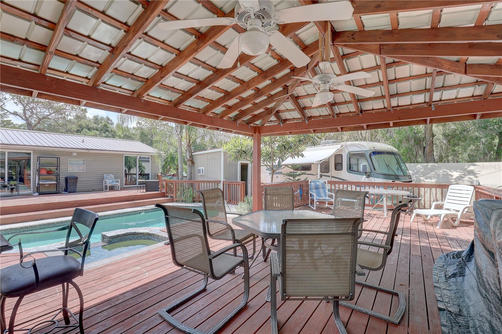 MOON LAKE ESTATES - Residential