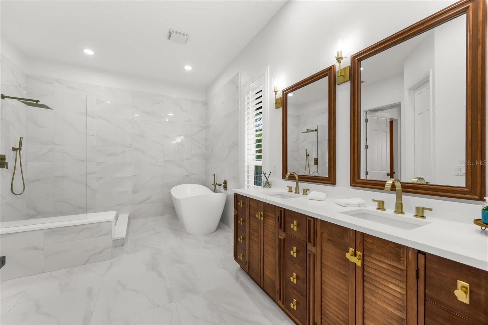 BATH CLUB ESTATES 1ST ADD - Residential