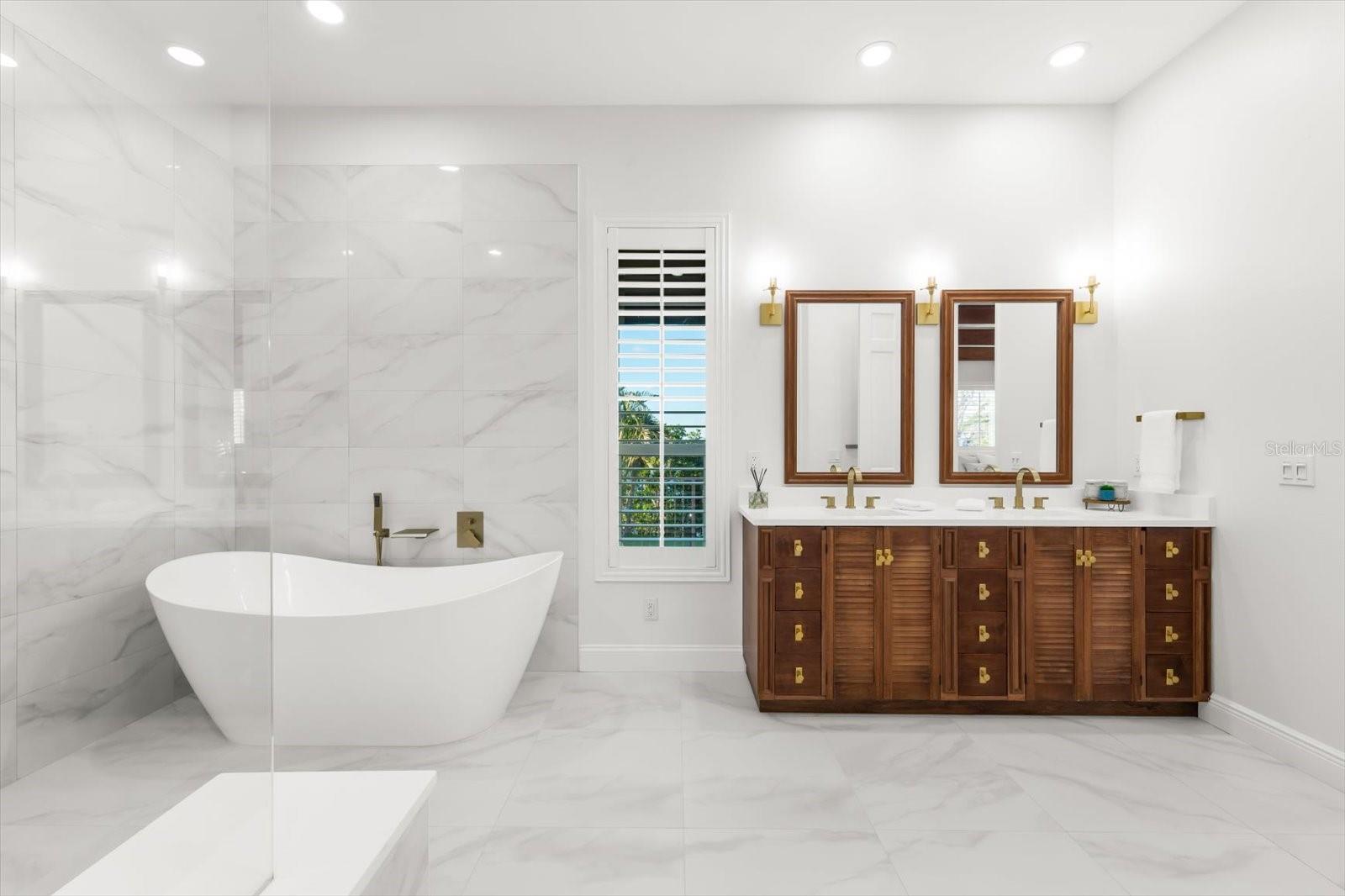 BATH CLUB ESTATES 1ST ADD - Residential