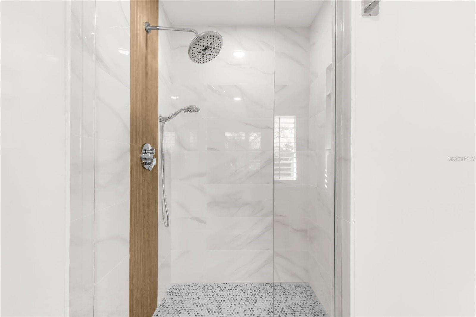 BATH CLUB ESTATES 1ST ADD - Residential