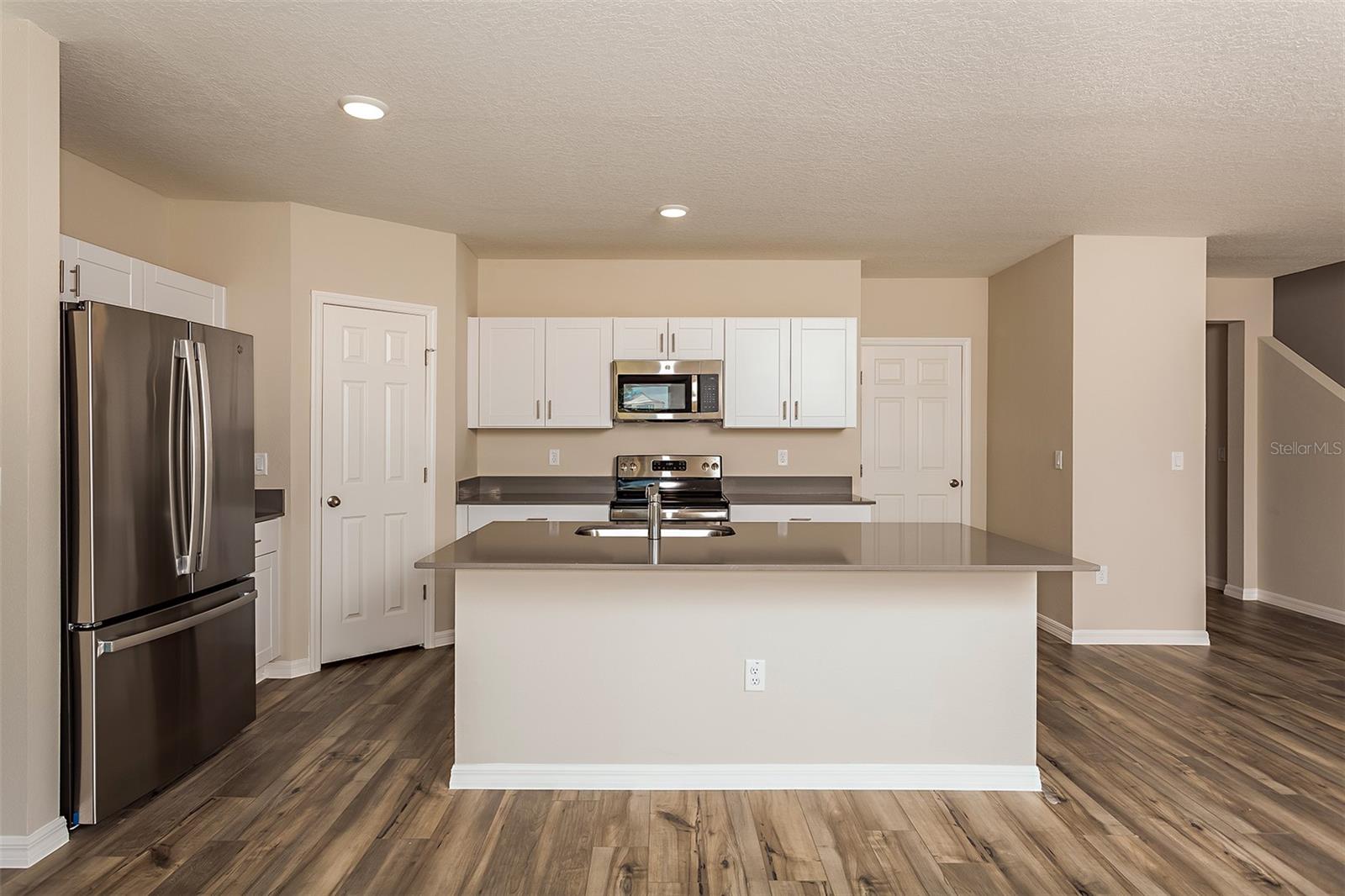 DAVIS LANDING - Residential