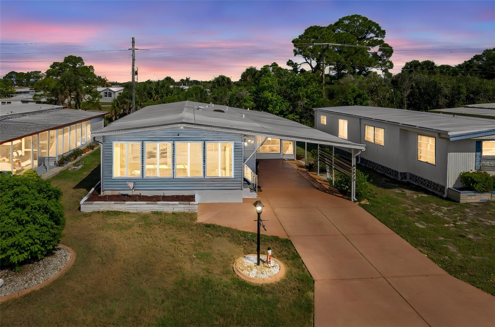 LA CASA MHP CO-OP - Residential