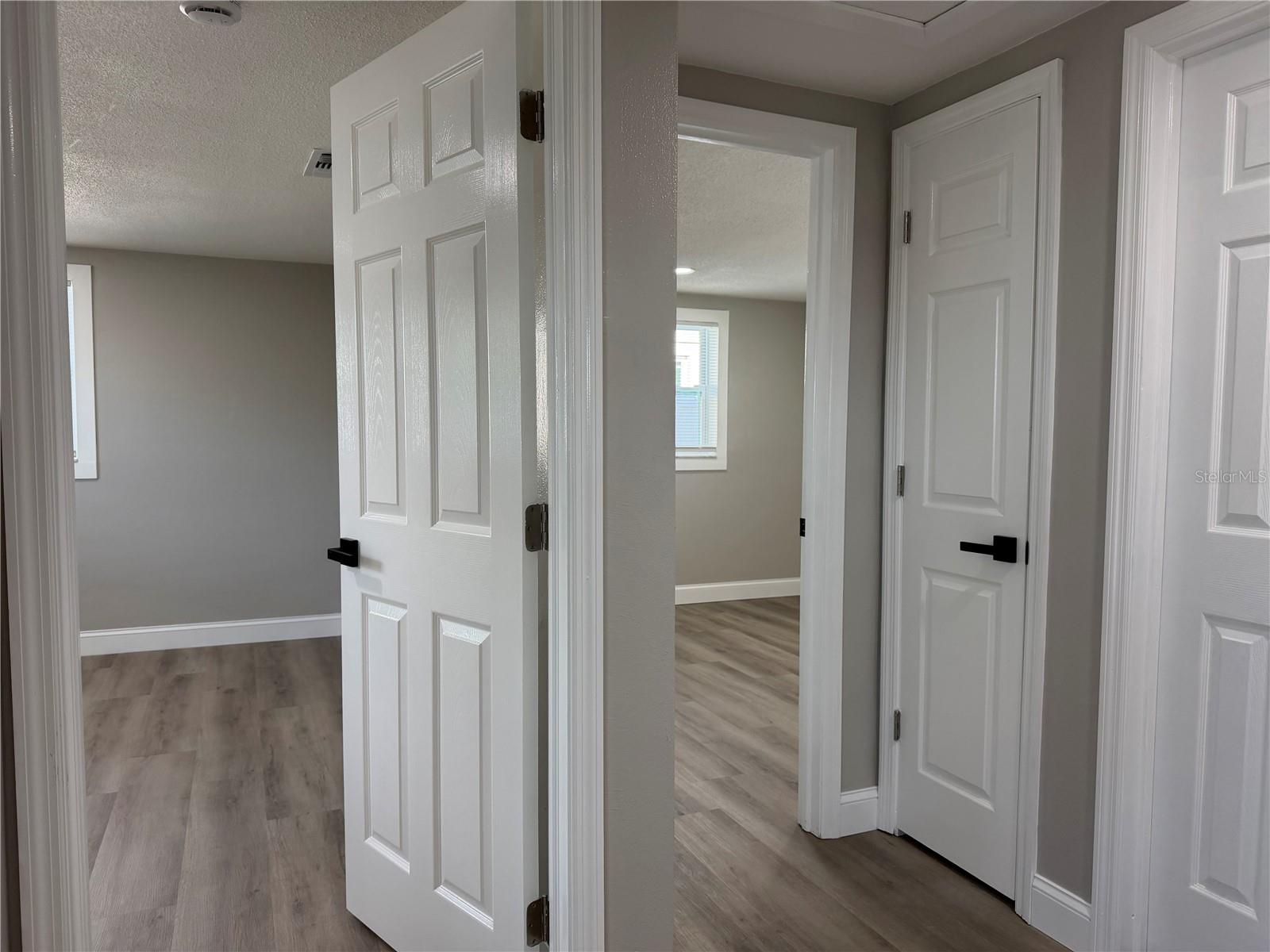 REGENCY PARK - Residential