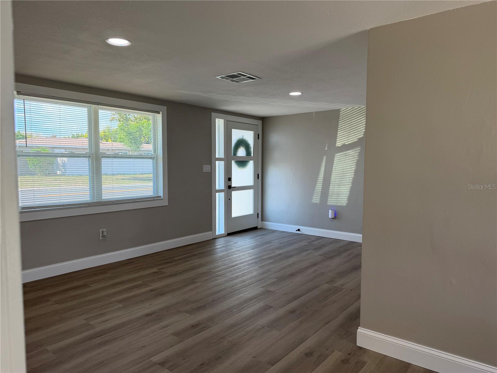 REGENCY PARK - Residential