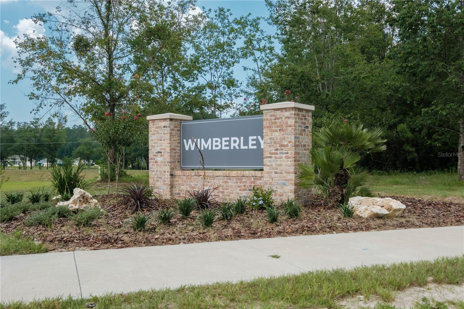 WIMBERLEY SUB PB 37 PG 62 - Land
