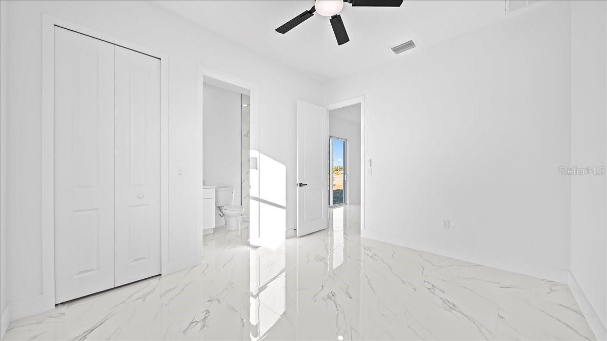 CAPE CORAL - Residential Income