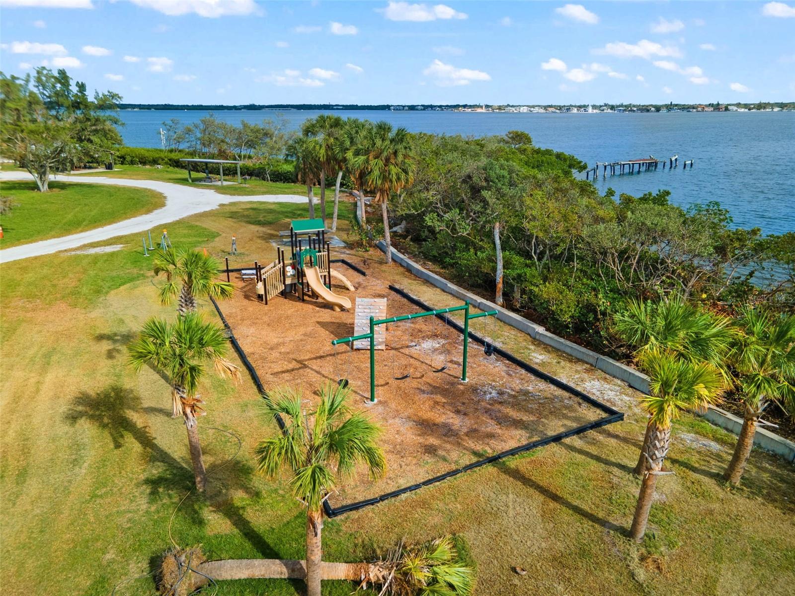 ACREAGE & UNREC - Residential