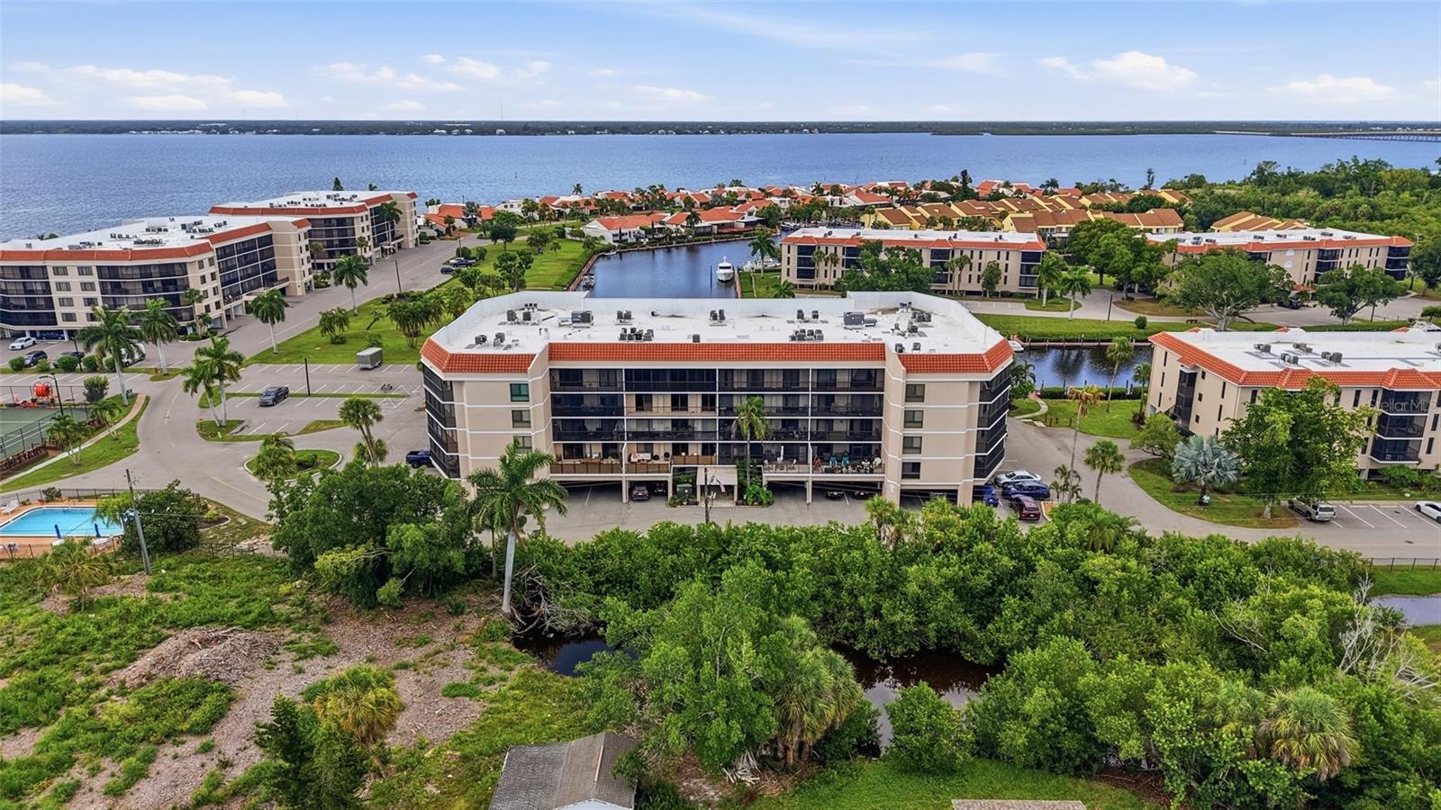 EMERALD POINTE PH 04 - Residential