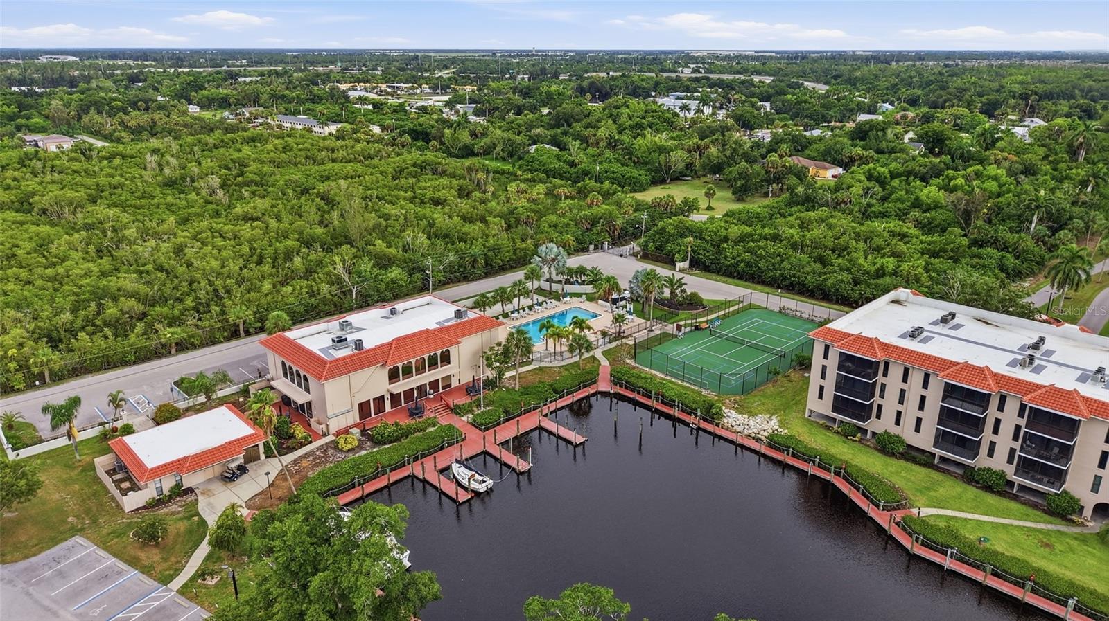 EMERALD POINTE PH 04 - Residential
