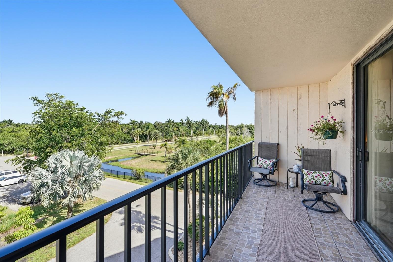 EMERALD POINTE PH 04 - Residential