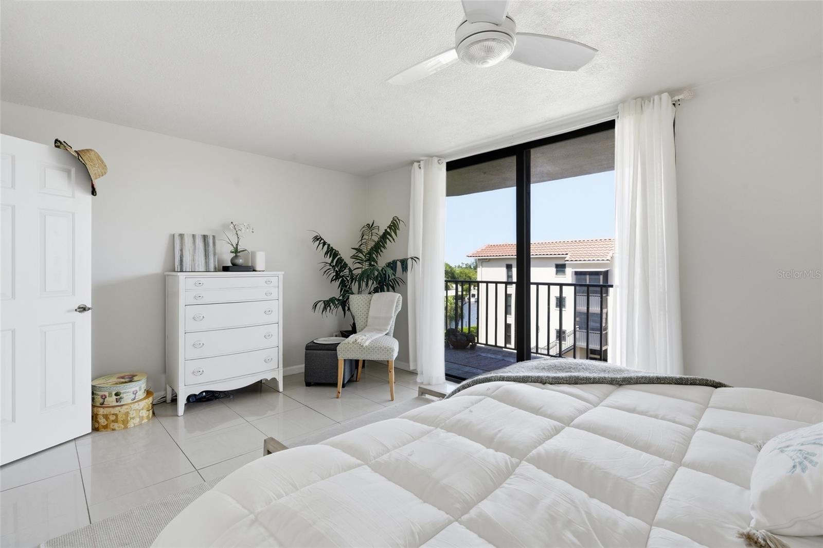 EMERALD POINTE PH 04 - Residential