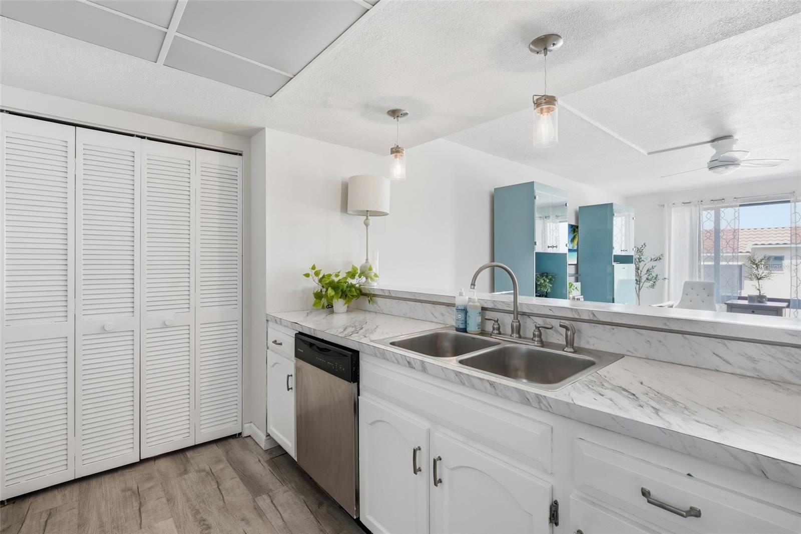 EMERALD POINTE PH 04 - Residential