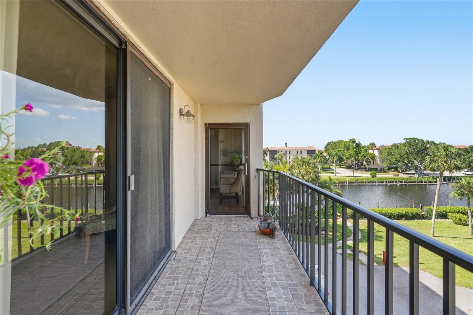 EMERALD POINTE PH 04 - Residential