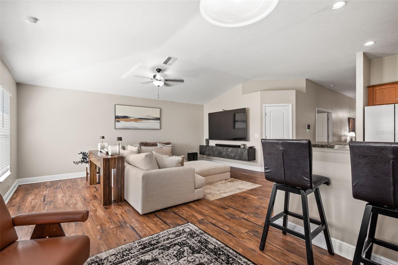 AYERSWORTH GLEN - Residential