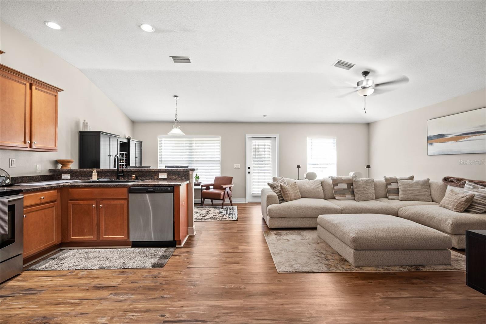 AYERSWORTH GLEN - Residential