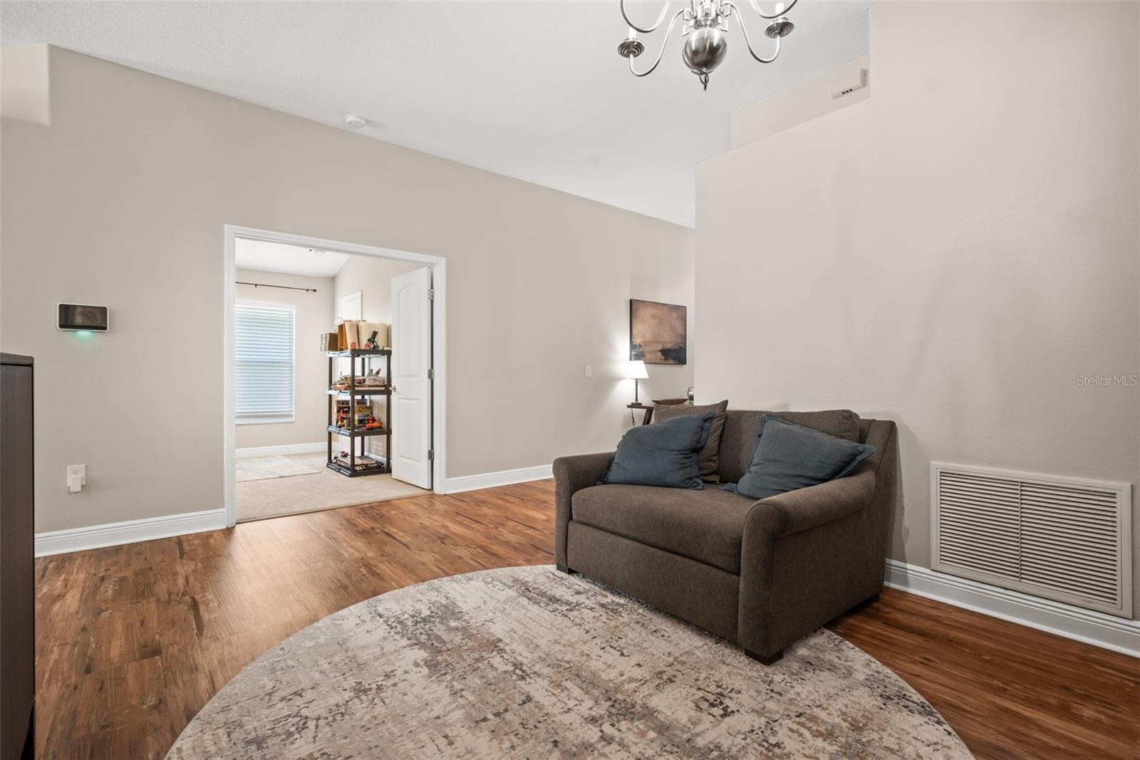 AYERSWORTH GLEN - Residential