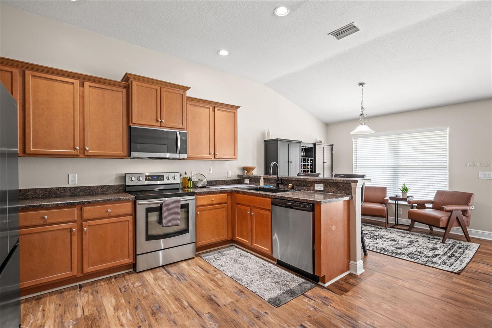 AYERSWORTH GLEN - Residential