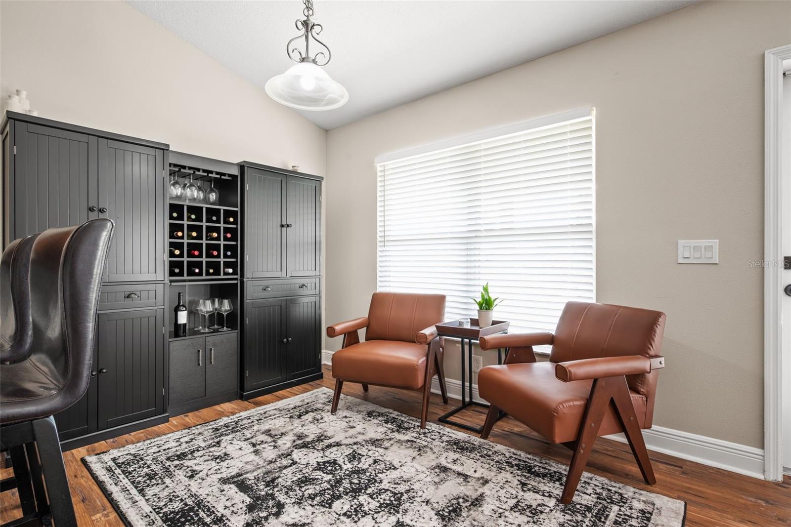 AYERSWORTH GLEN - Residential