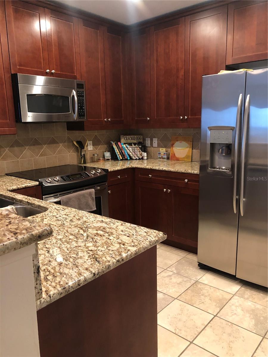 WELLESLEY CONDO - Residential Lease