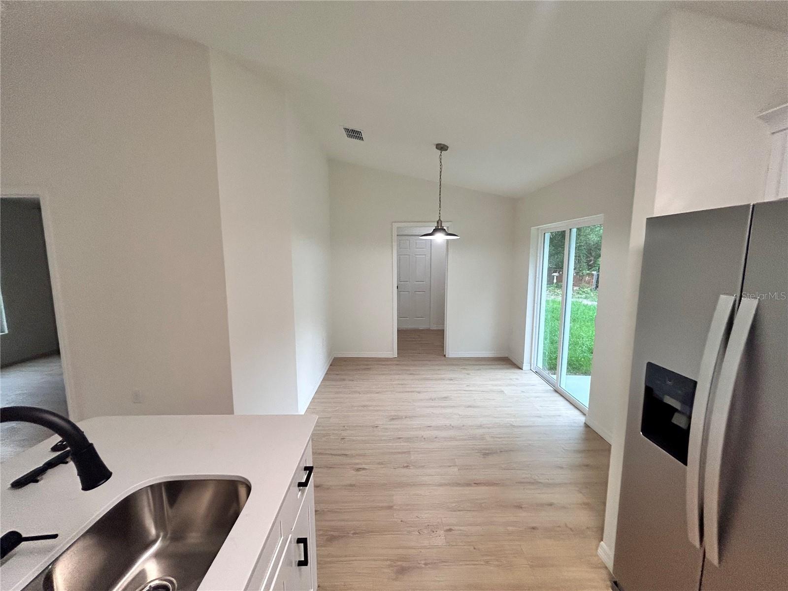 CHIEFLAND COUNTRY ESTATES - Residential