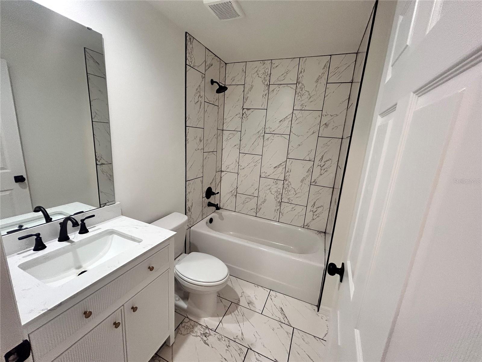 CHIEFLAND COUNTRY ESTATES - Residential