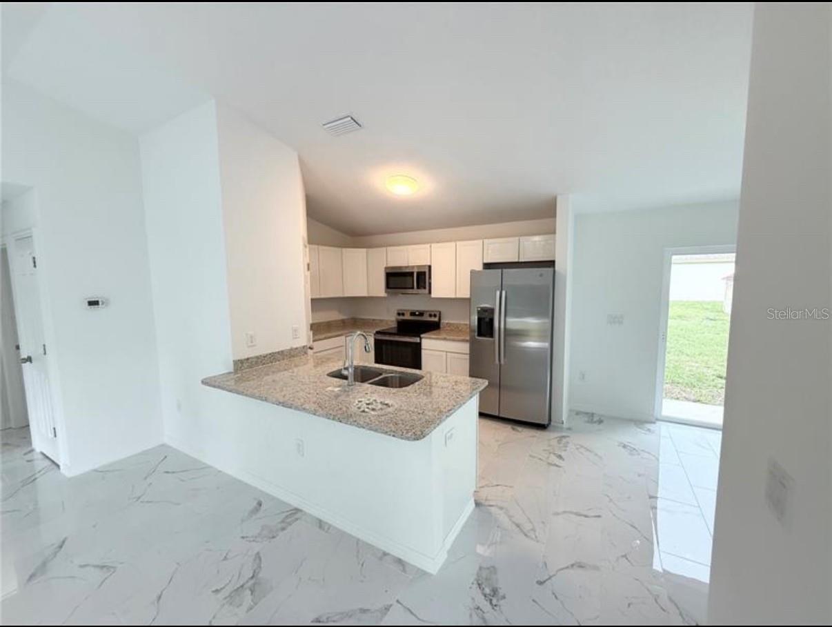 CHIEFLAND COUNTRY ESTATES - Residential