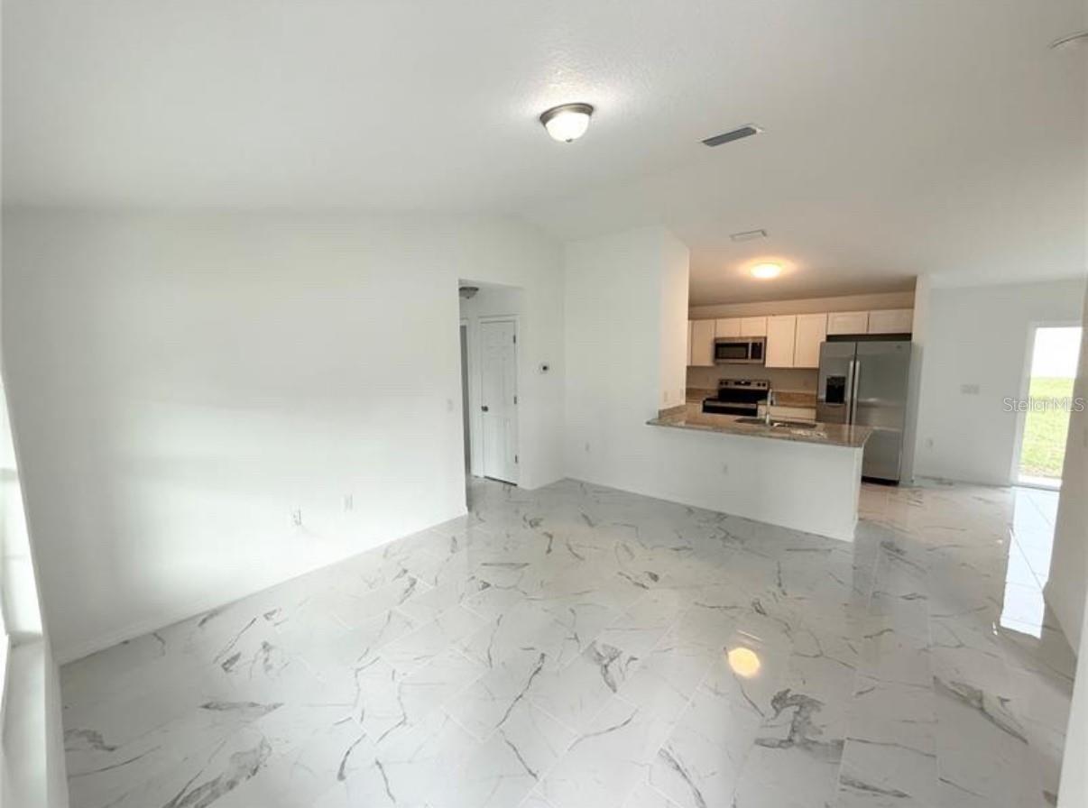 CHIEFLAND COUNTRY ESTATES - Residential