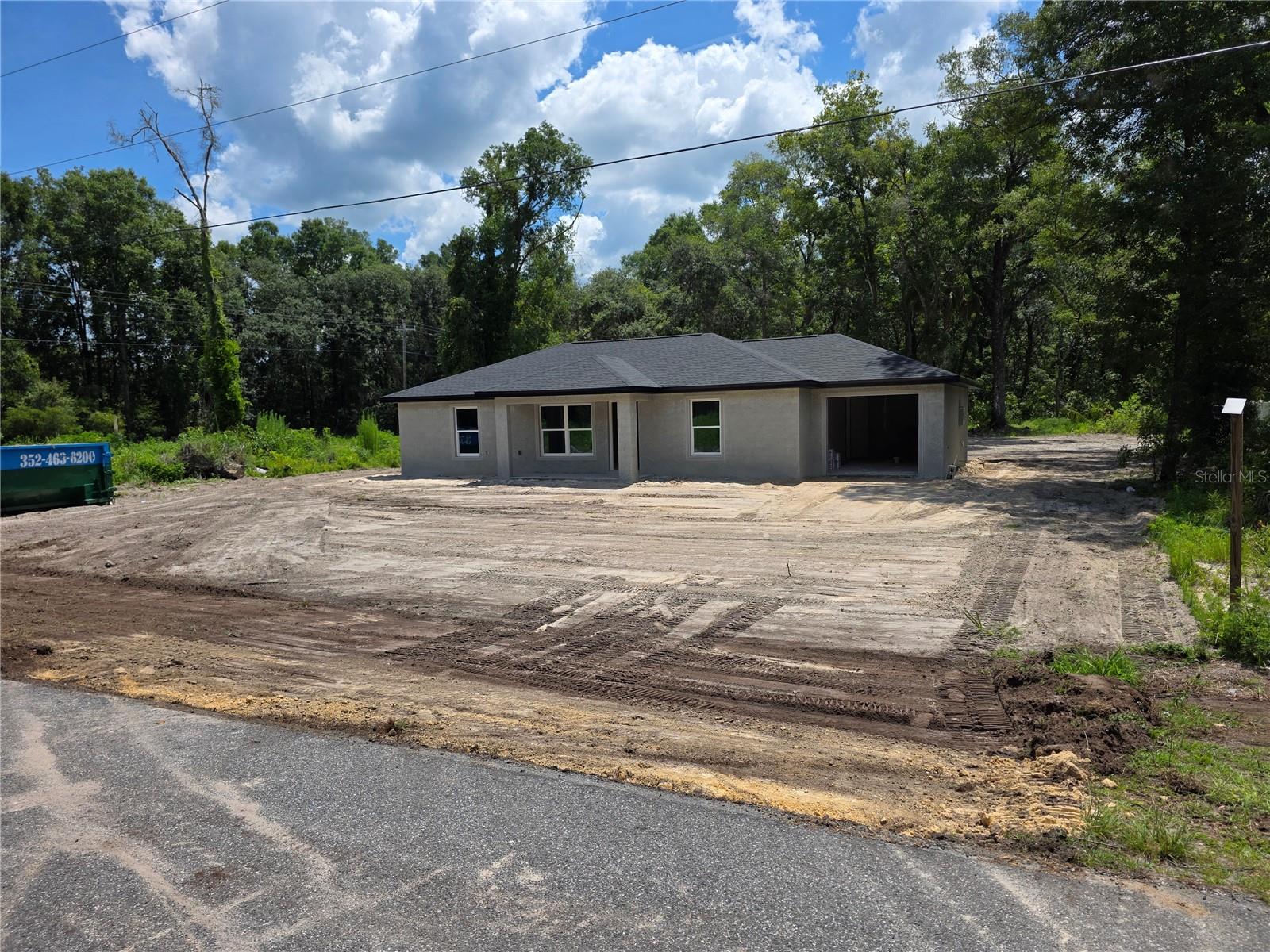 CHIEFLAND COUNTRY ESTATES - Residential