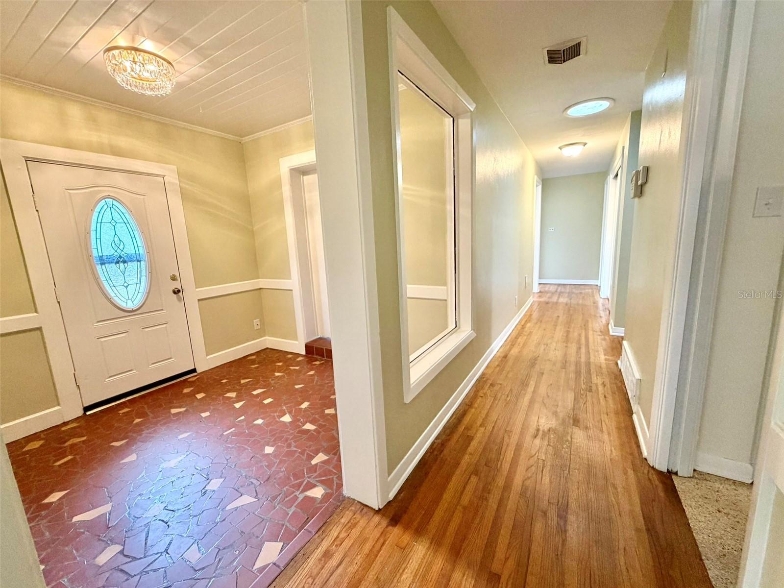 CREEKSIDE - Residential