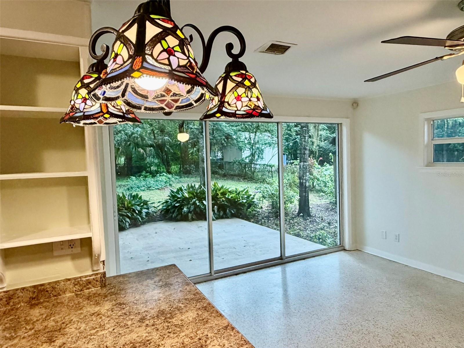 CREEKSIDE - Residential