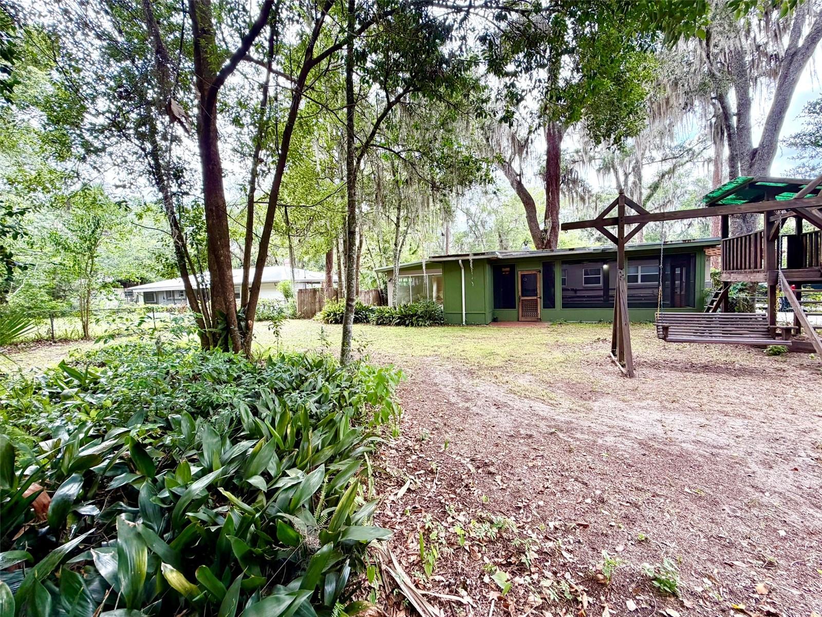 CREEKSIDE - Residential