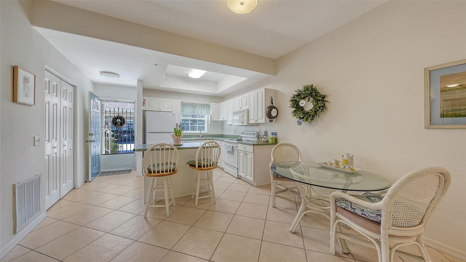 PINESTONE AT PALMER RANCH - Residential