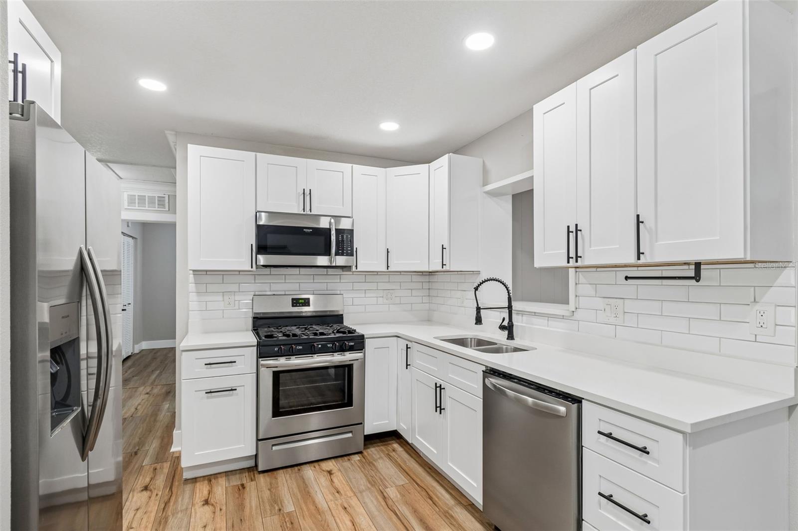 DRUID GROVES REV REP - Residential