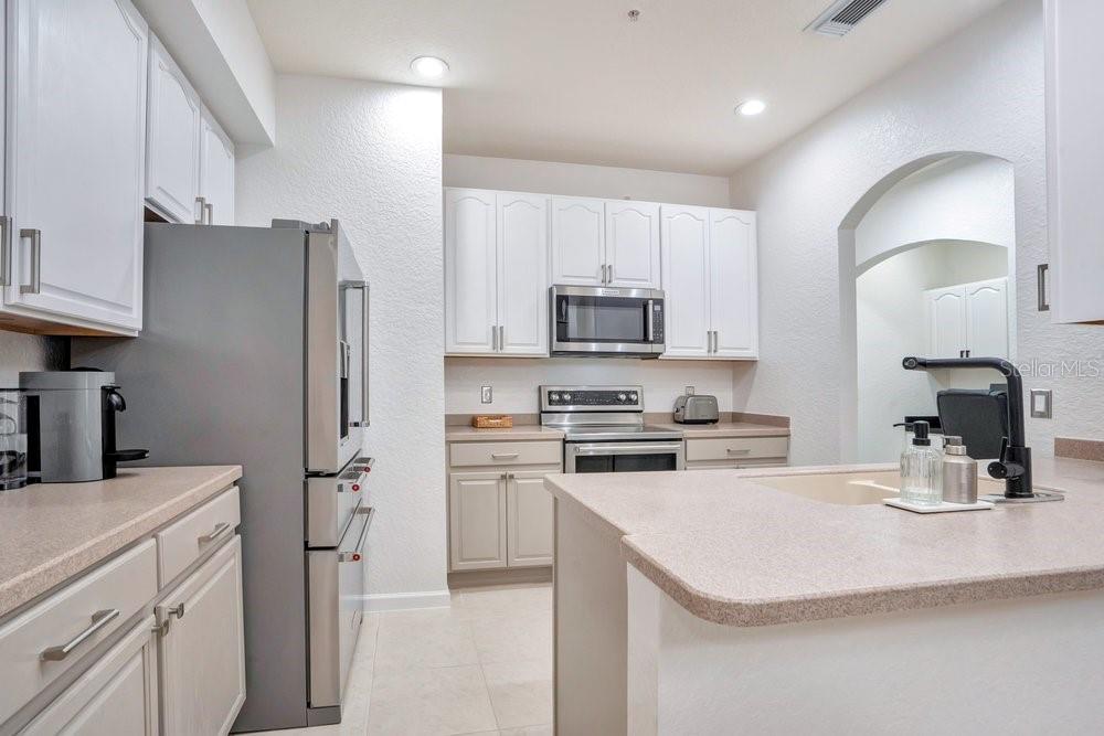 AVALON LAKES PH 03 VILLAGE A & B - Residential