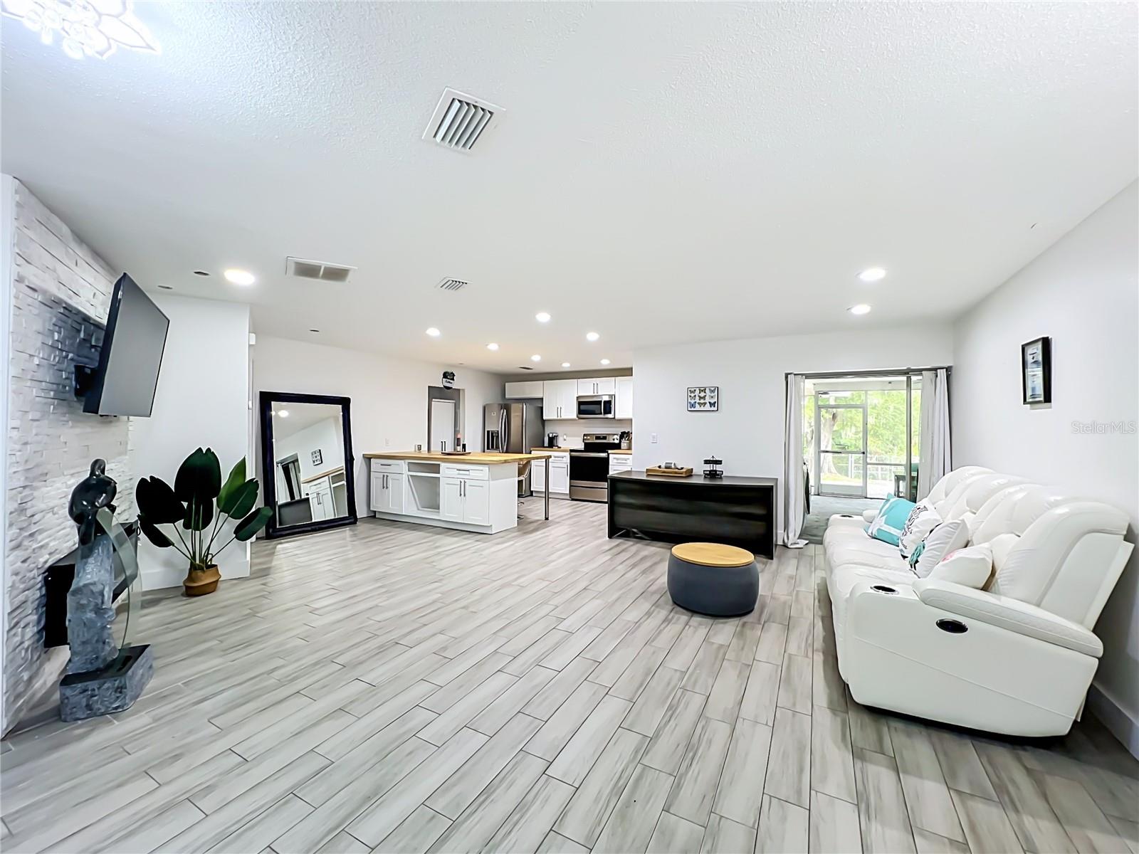 ISLE CATALINA - Residential