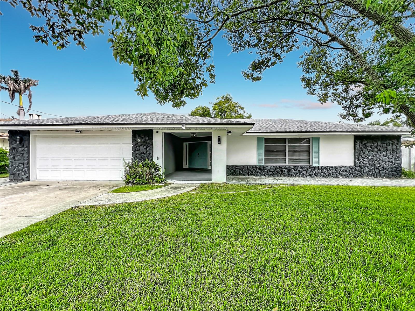 ISLE CATALINA - Residential