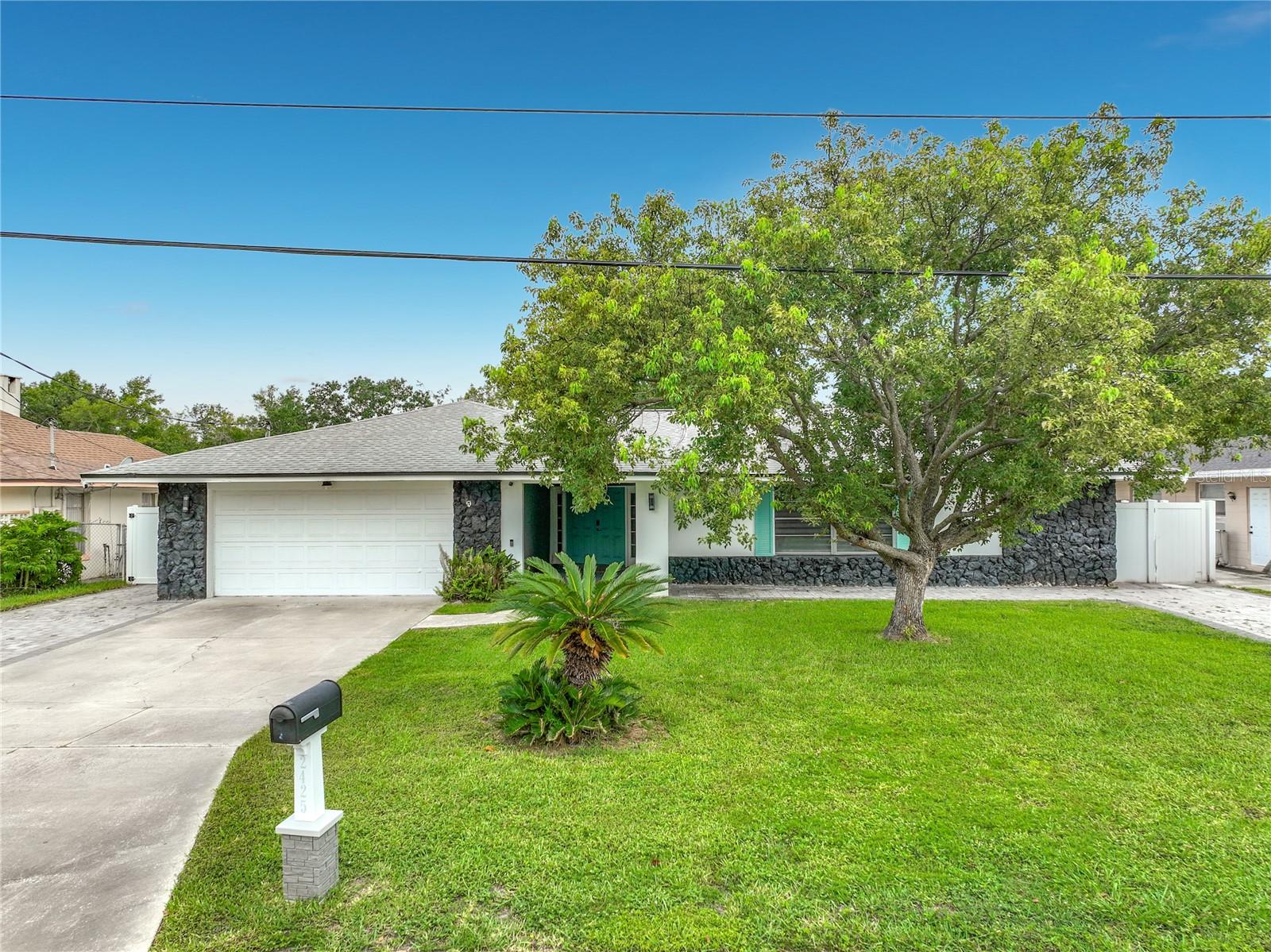 ISLE CATALINA - Residential