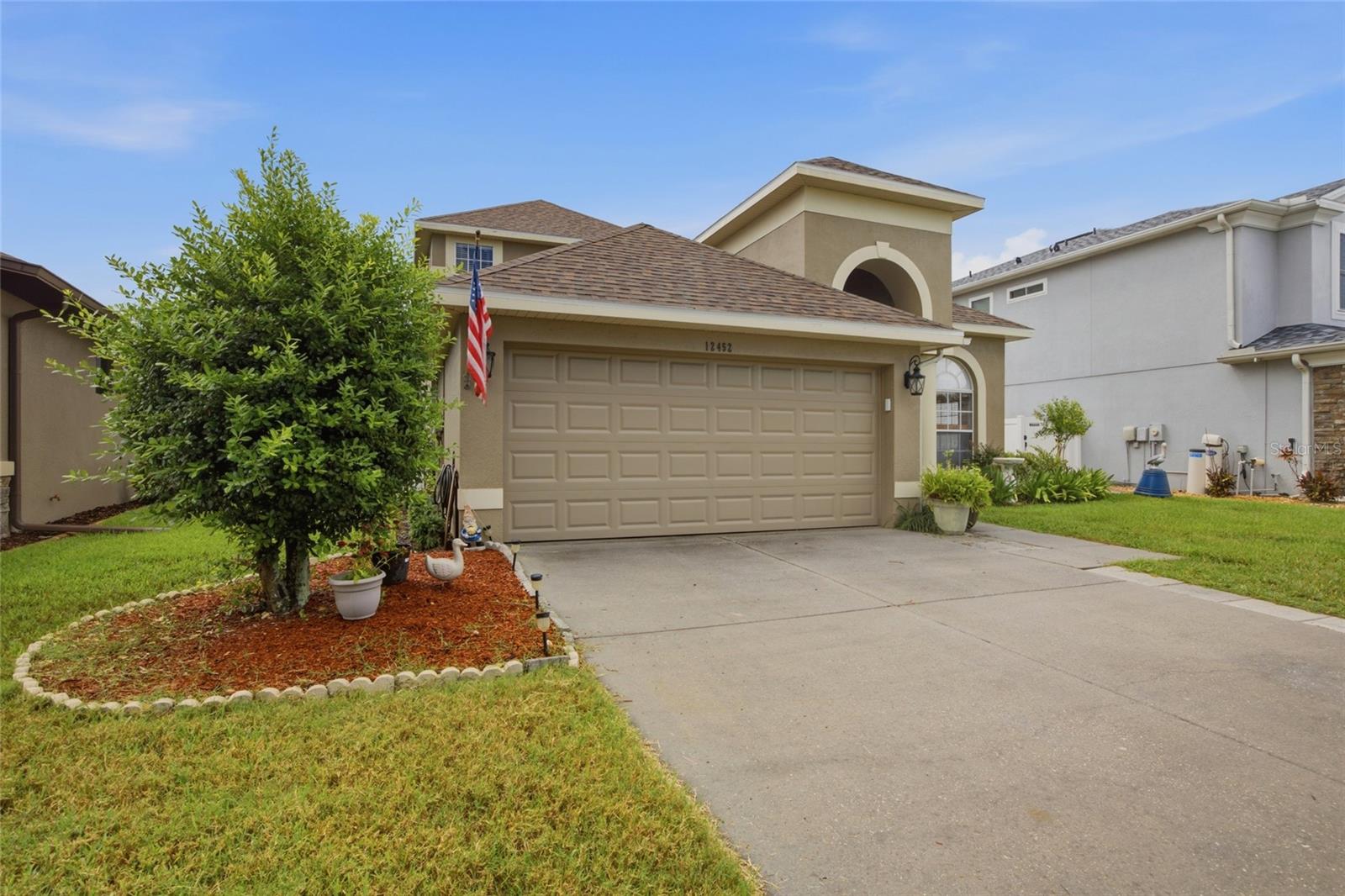 DEERFIELD LAKES - Residential