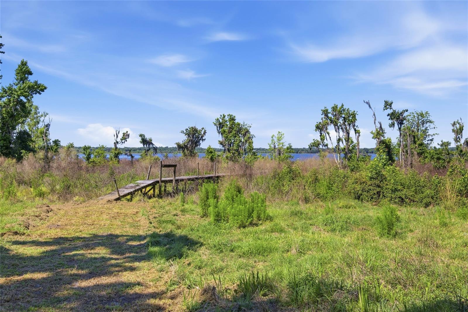 LAKE BRYANT ESTATE - Residential