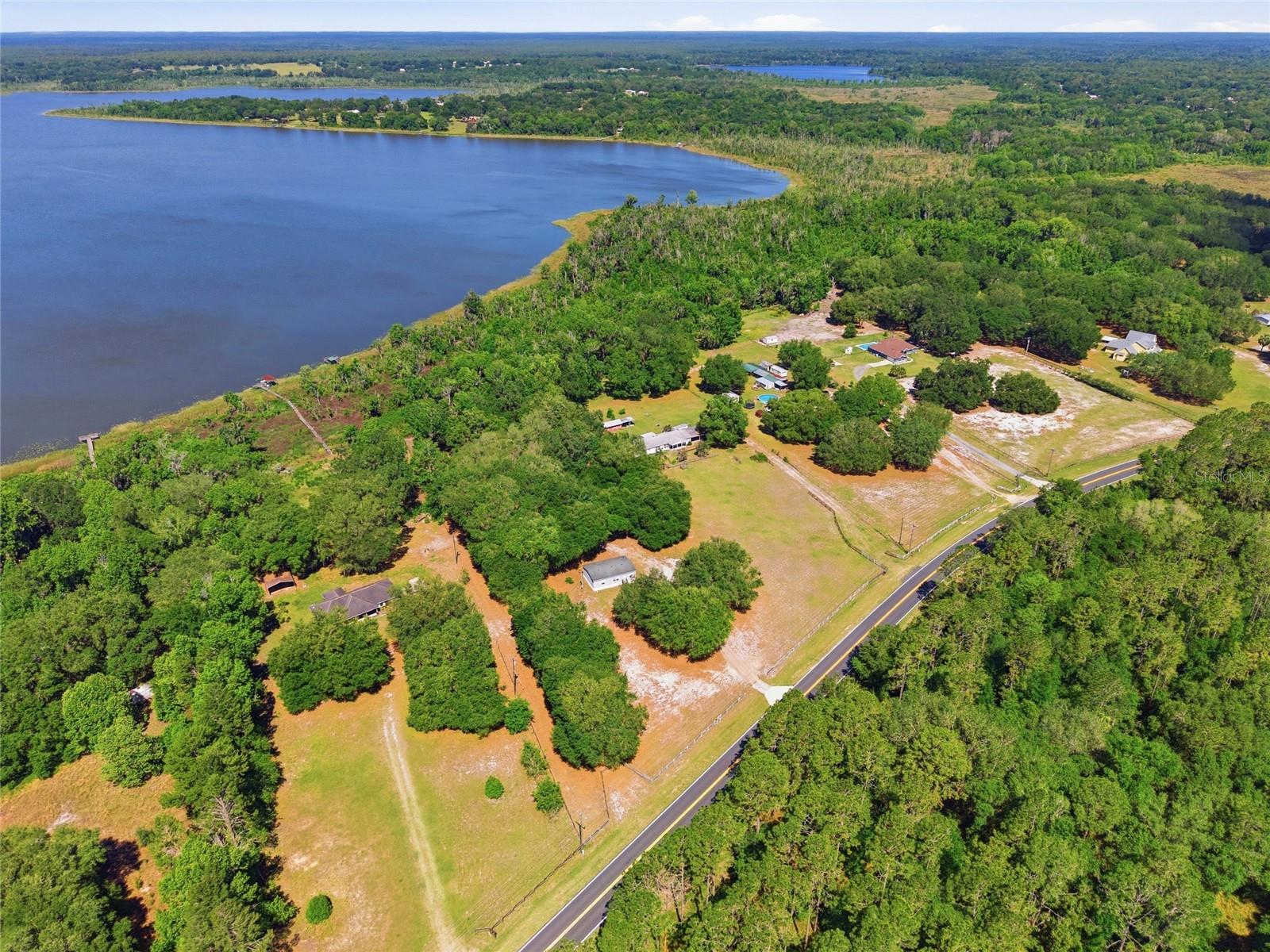 LAKE BRYANT ESTATE - Residential