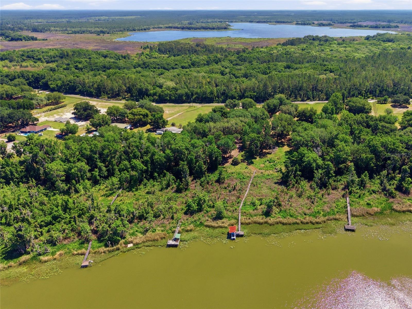 LAKE BRYANT ESTATE - Residential