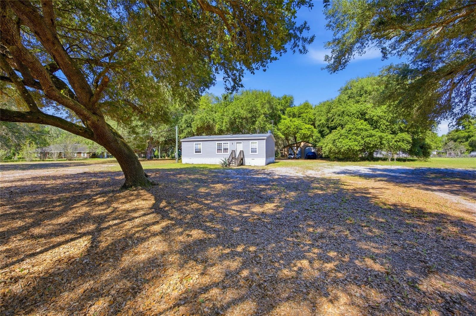 LAKE BRYANT ESTATE - Residential