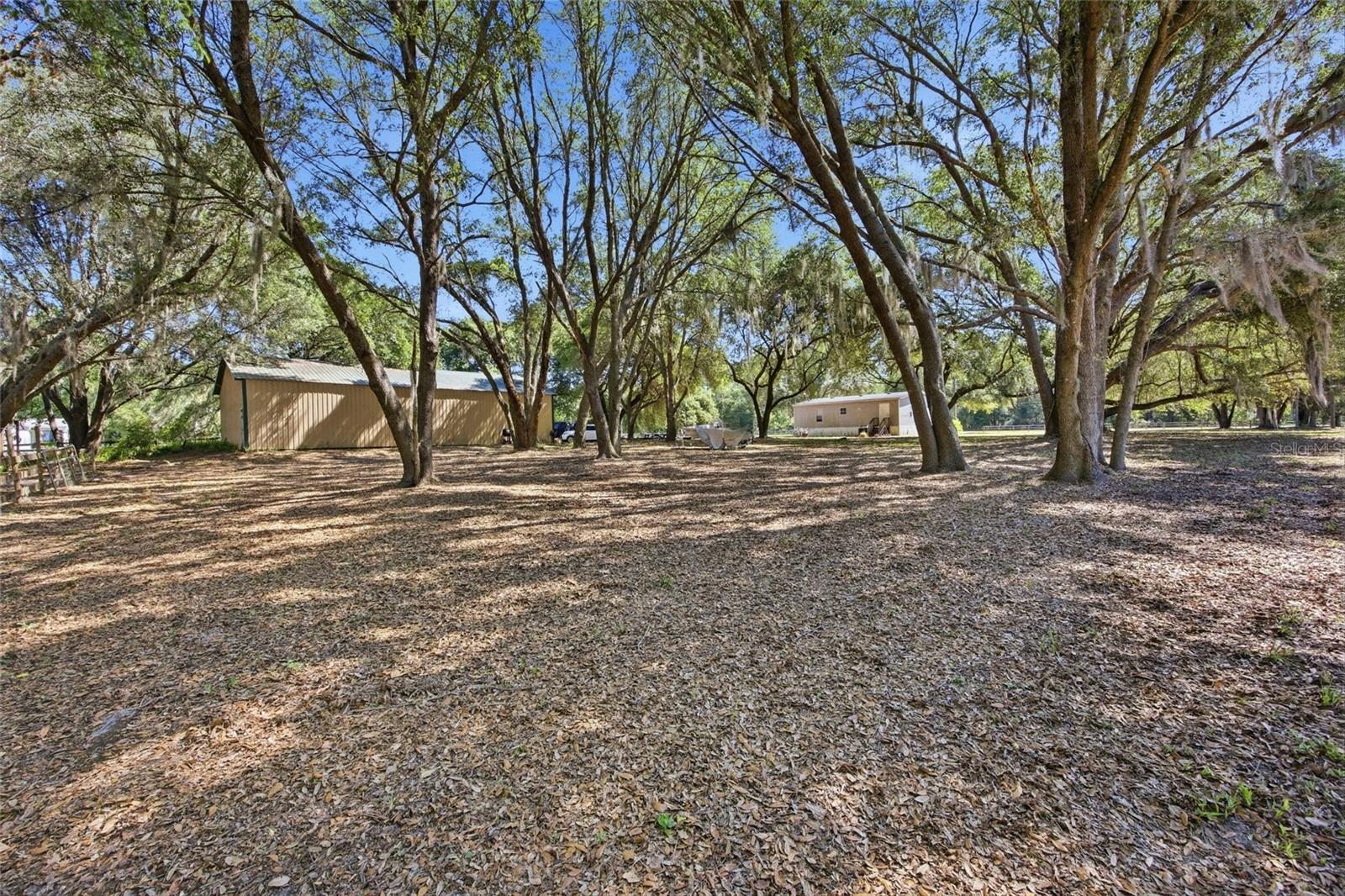 LAKE BRYANT ESTATE - Residential